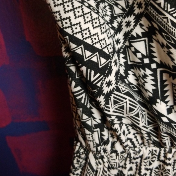 Black and White Tribal Romper - Picture 3 of 3